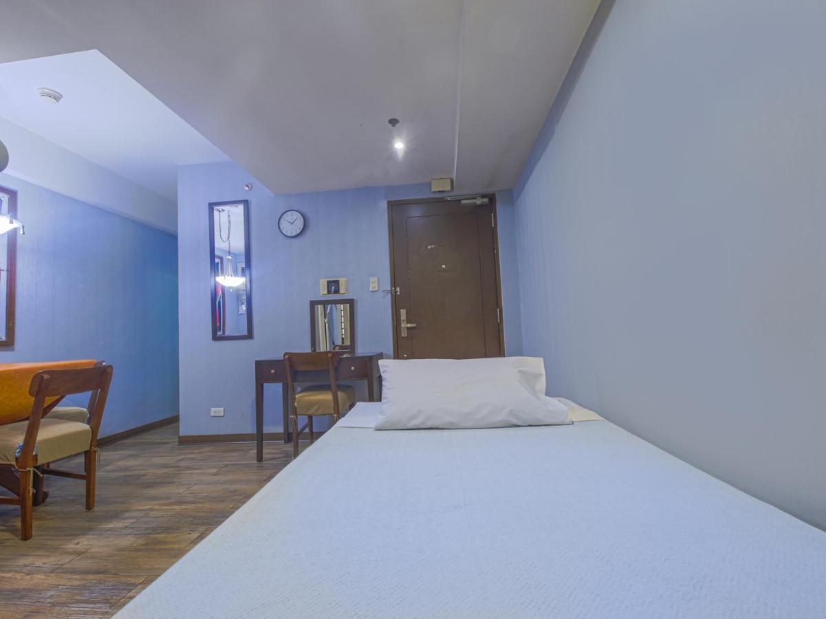 Hotel Super Oyo Capital O 907 Ceo Flats Makati City Esterno foto