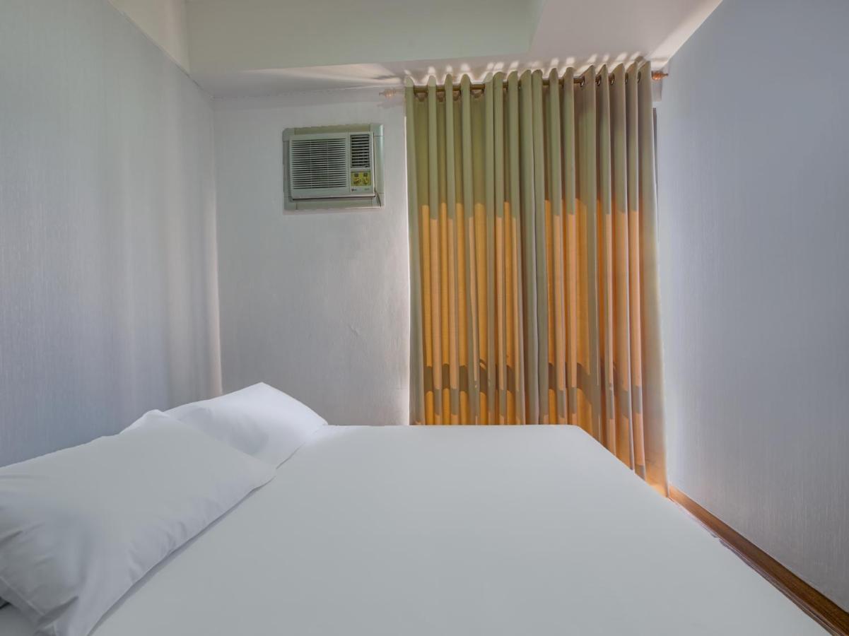 Hotel Super Oyo Capital O 907 Ceo Flats Makati City Esterno foto