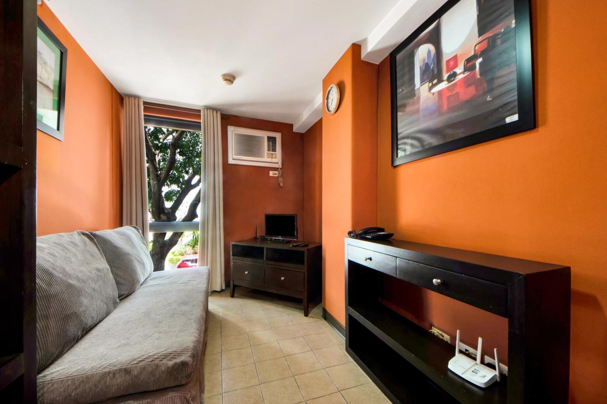 Hotel Super Oyo Capital O 907 Ceo Flats Makati City Esterno foto
