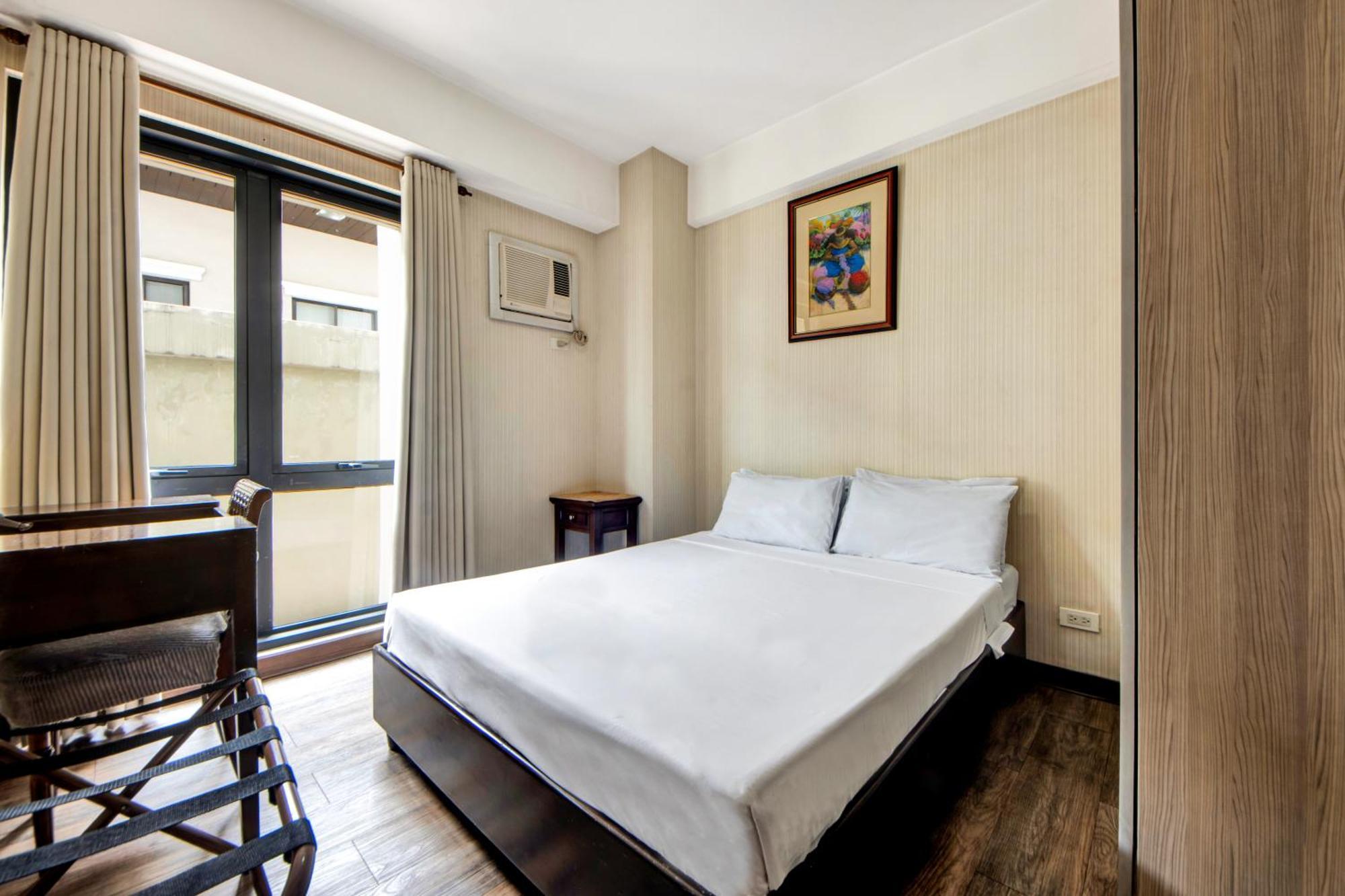 Hotel Super Oyo Capital O 907 Ceo Flats Makati City Esterno foto